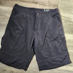 Kuhl Cargo Shorts Size 32 Dark Grey Color